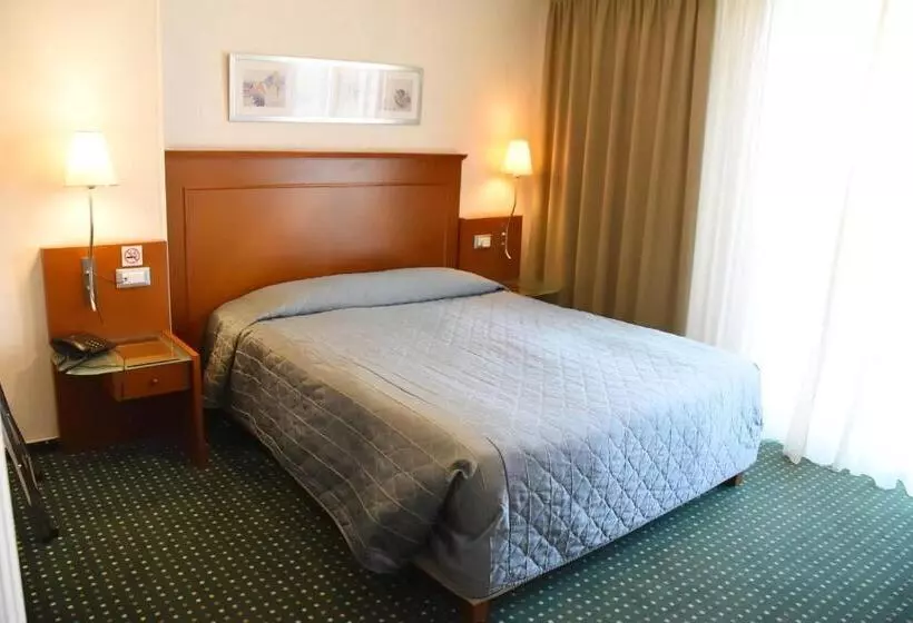 Fotos del hotel Adrian:  12