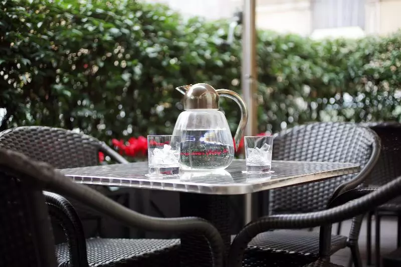 Fotos del hotel Albergo Santa Chiara:  6