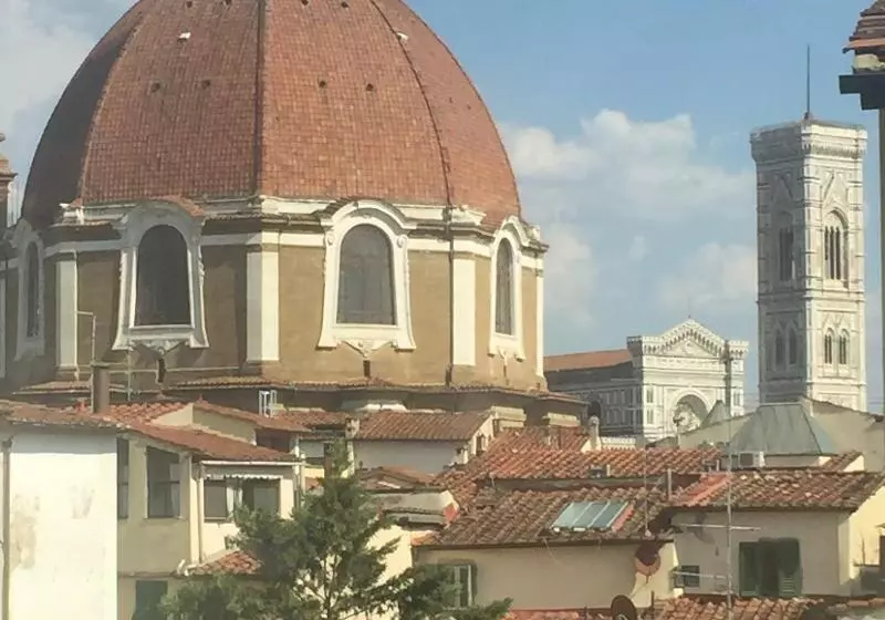 Fotos del hotel Alinari:  11