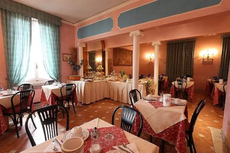 Fotos del hotel Alinari:  2