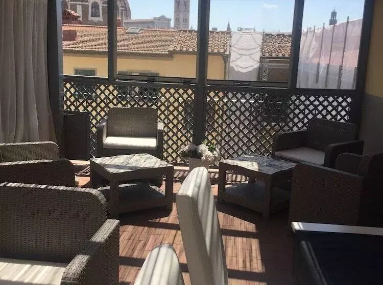 Fotos del hotel Alinari:  13