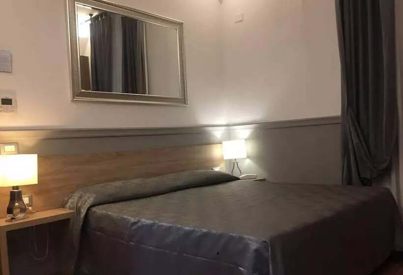 Fotos del hotel Alinari:  16