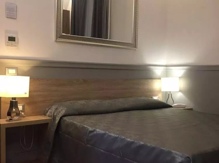 Fotos del hotel Alinari:  18