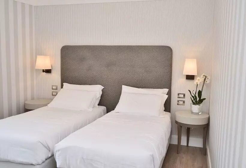 Fotos del hotel Firenze E Continentale:  2