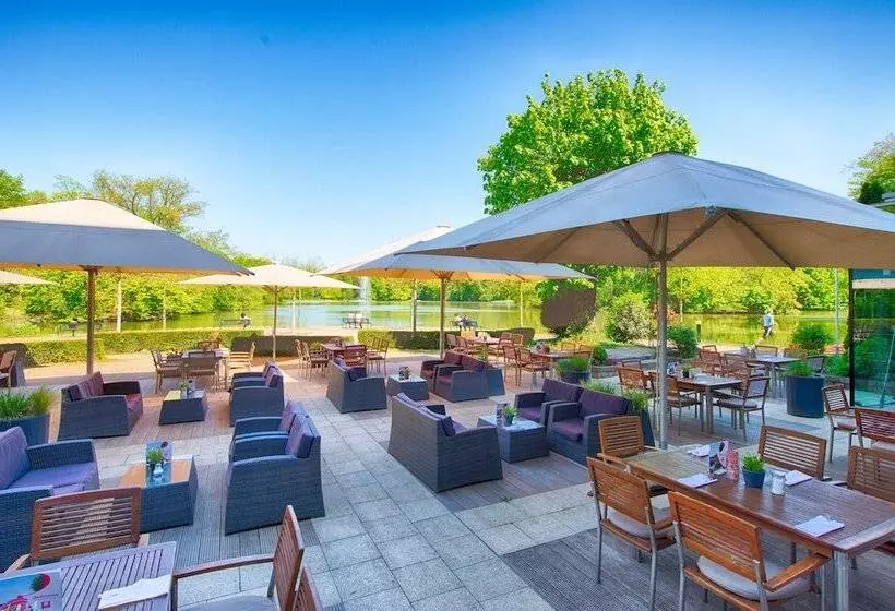 Fotos del hotel Leonardo Royal  Köln  Am Stadtwald:  9