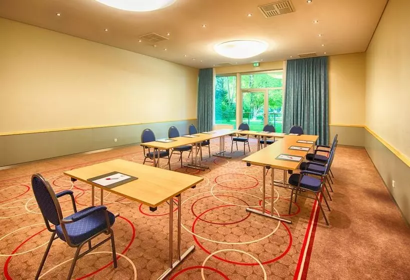 Fotos del hotel Leonardo Royal  Köln  Am Stadtwald:  3