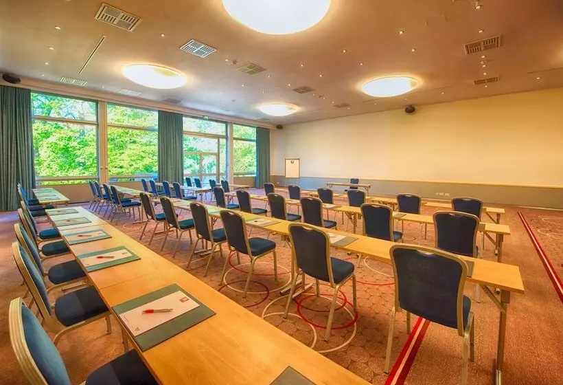 Fotos del hotel Leonardo Royal  Köln  Am Stadtwald:  11