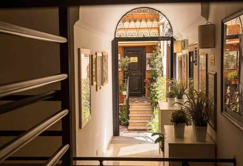 Fotos del hotel Modigliani:  22