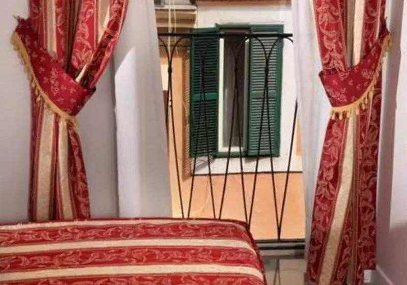 Fotos del hotel Modigliani:  16