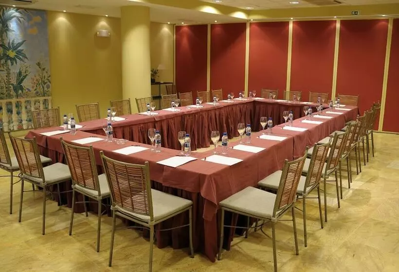 Fotos del hotel Puerta De La Luna:  5