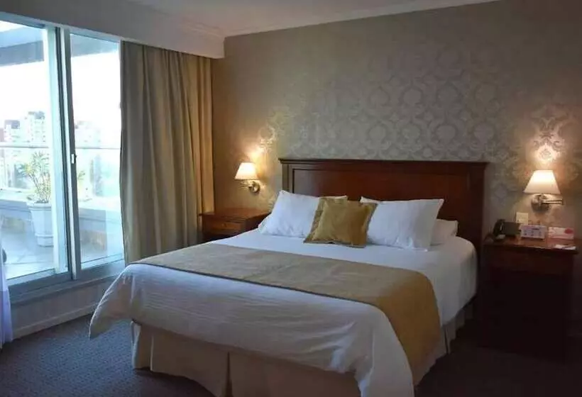 Cala Di Volpe Boutique