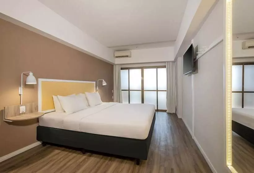 Fotos del hotel B&b Hotels Rio Copacabana Posto 5:  3