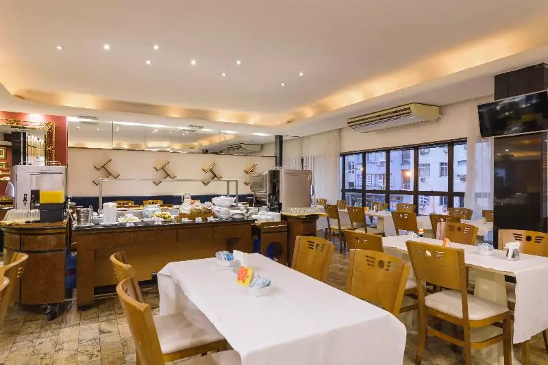 Fotos del hotel B&b Hotels Rio Copacabana Posto 5:  12