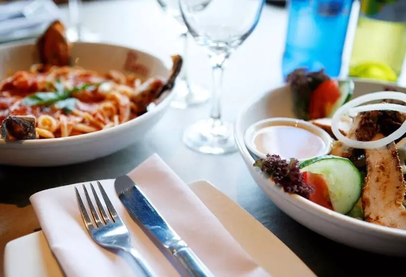 Fotos del hotel Garden Court Hatfield:  19