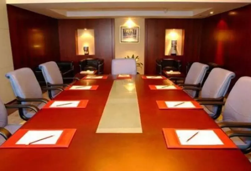 Fotos del hotel King Wing:  7