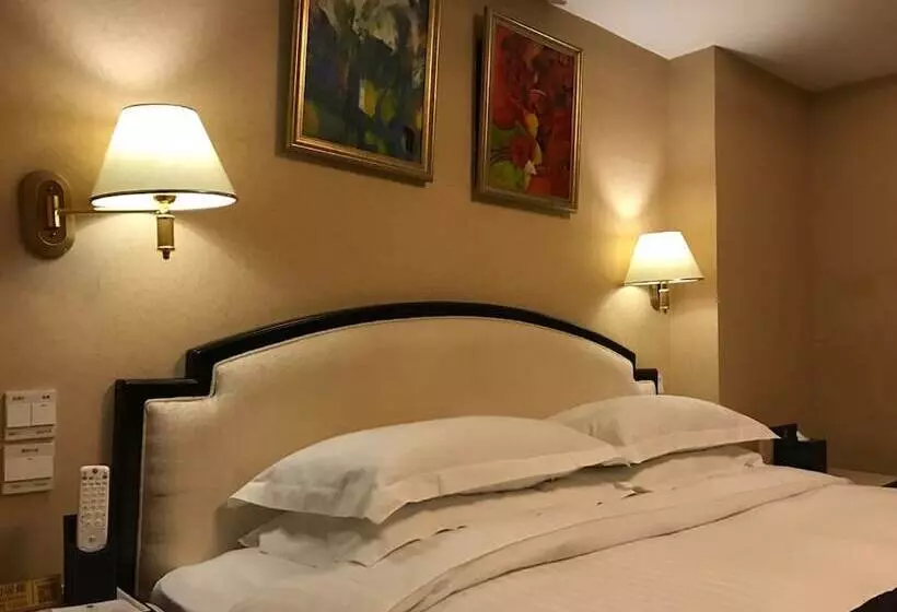 Fotos del hotel King Wing:  17