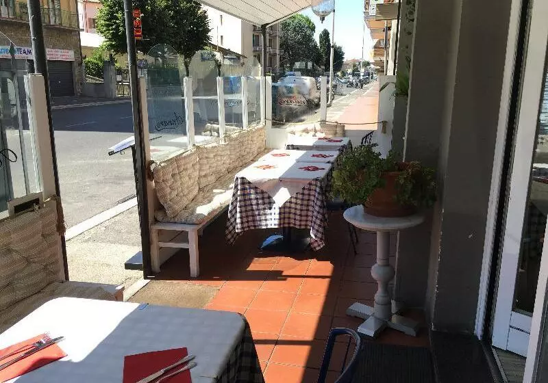 Fotos del hotel Alex:  9