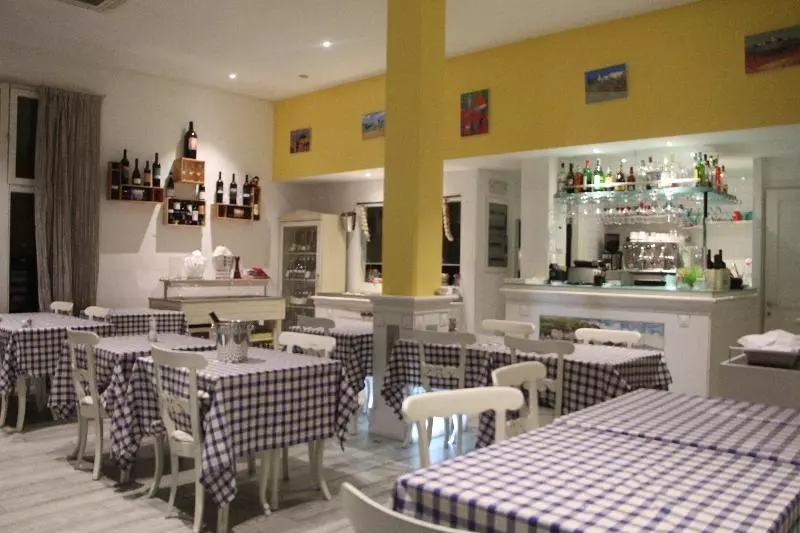 Fotos del hotel Alex:  3