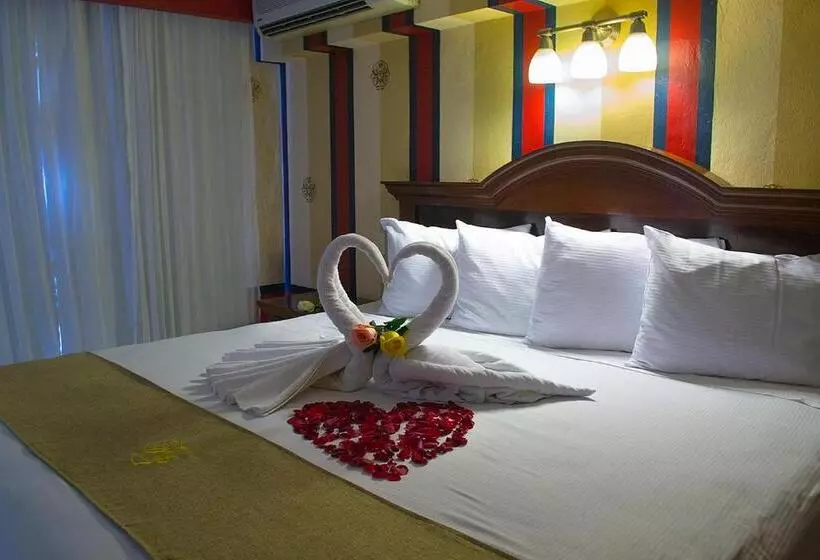 Fotos del hotel Plaza Colonial:  11