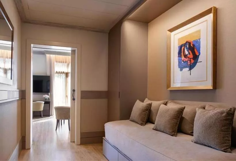 Fotos del hotel Duquesa De Cardona 4* Sup:  24