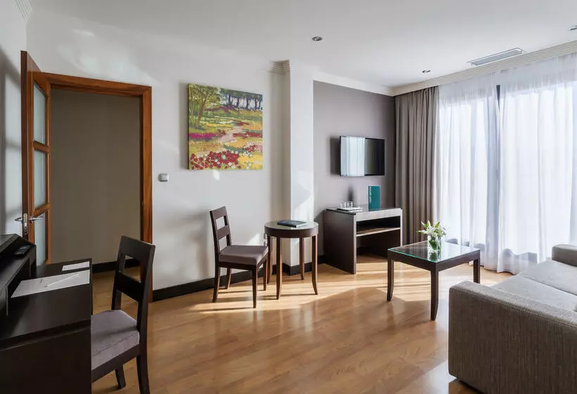 Fotos del hotel Occidental Granada:  25