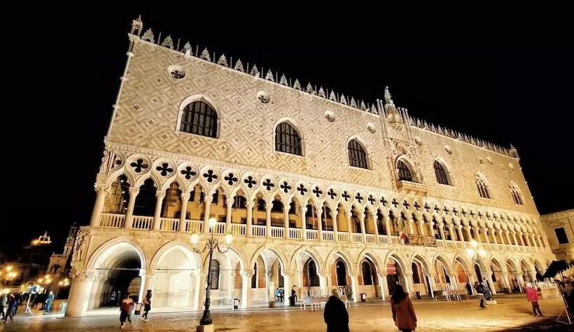 Fotos del hotel Santa Chiara:  42