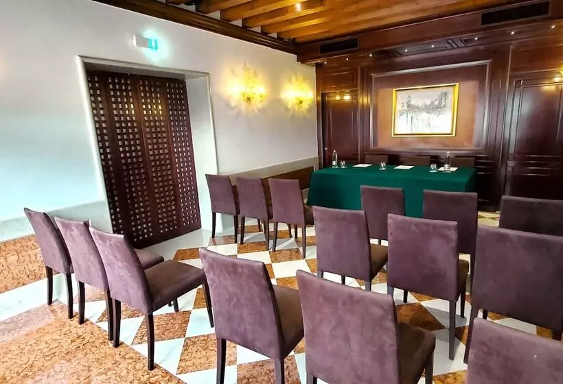 Fotos del hotel Santa Chiara:  9