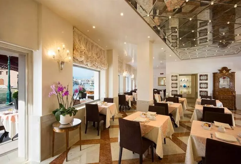 Fotos del hotel Santa Chiara:  5