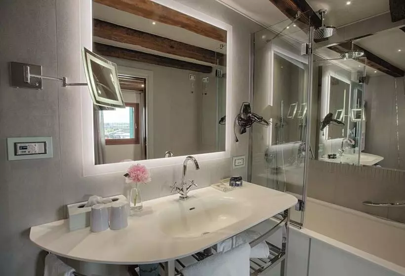 Fotos del hotel Santa Chiara:  18