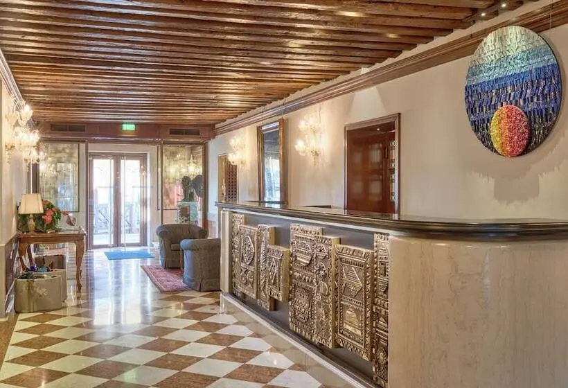 Fotos del hotel Santa Chiara:  11