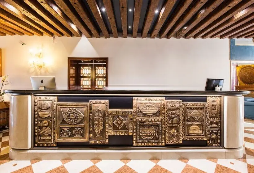 Fotos del hotel Santa Chiara:  12