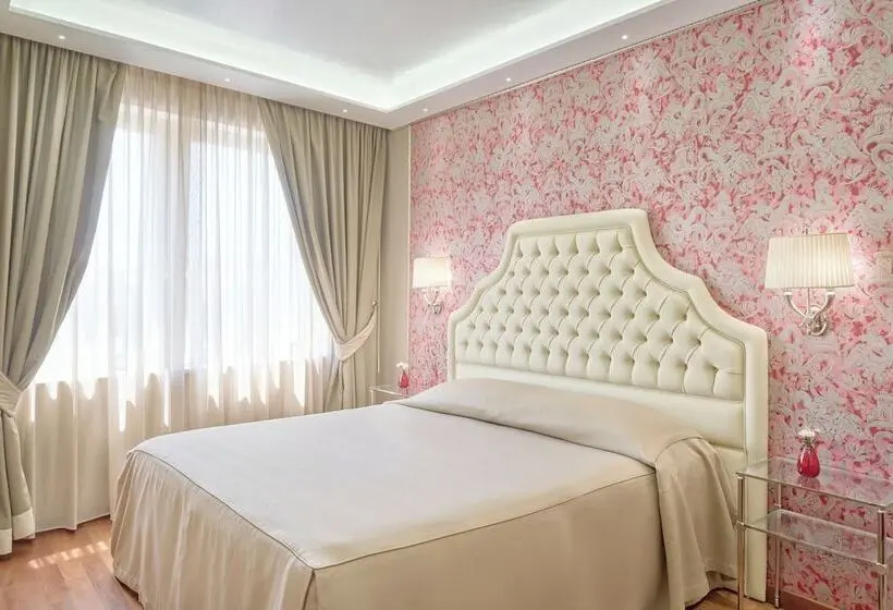 Fotos del hotel Santa Chiara:  3