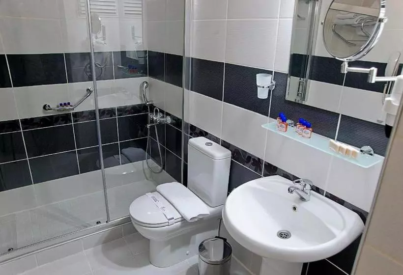 Fotos del hotel Avlonya:  16