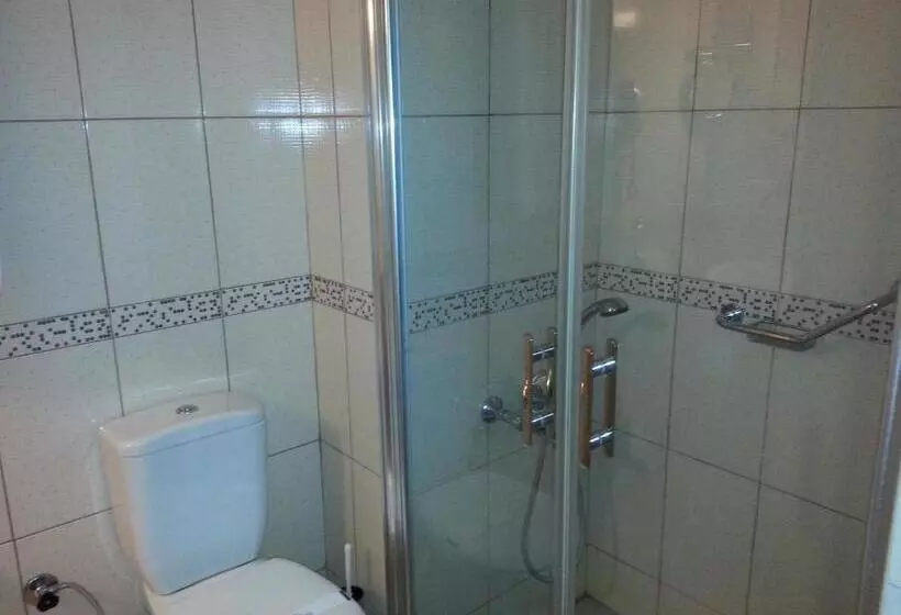 Fotos del hotel Avlonya:  9