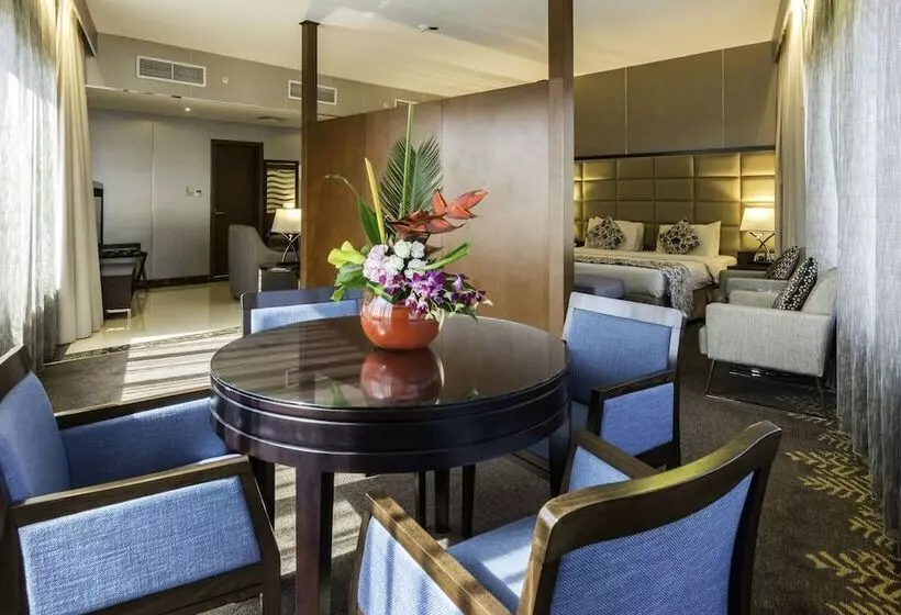 Fotos del hotel Howard Johnson By Wyndham Bur Dubai:  2