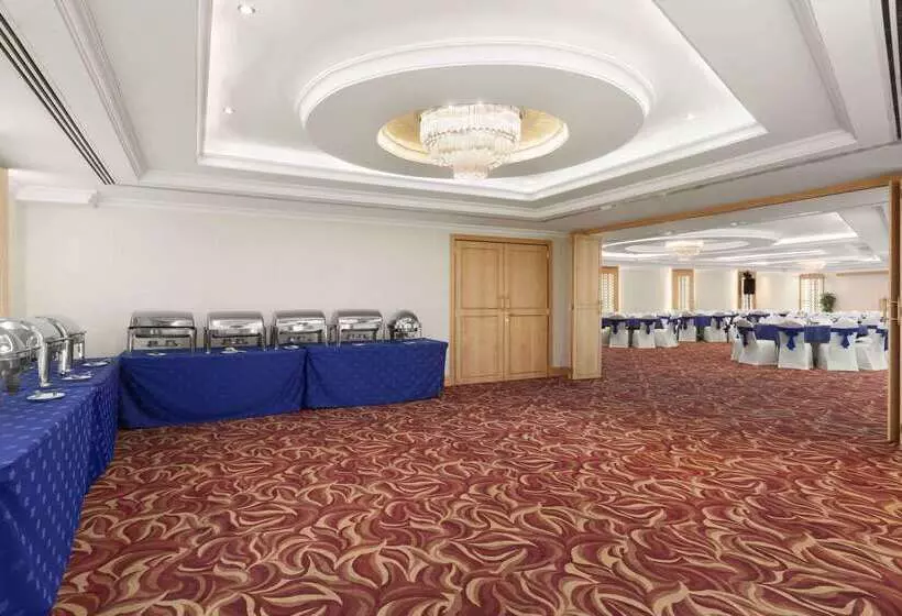 Fotos del hotel Howard Johnson By Wyndham Bur Dubai:  20