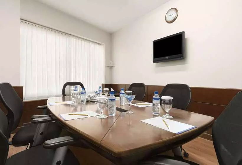 Fotos del hotel Howard Johnson By Wyndham Bur Dubai:  14