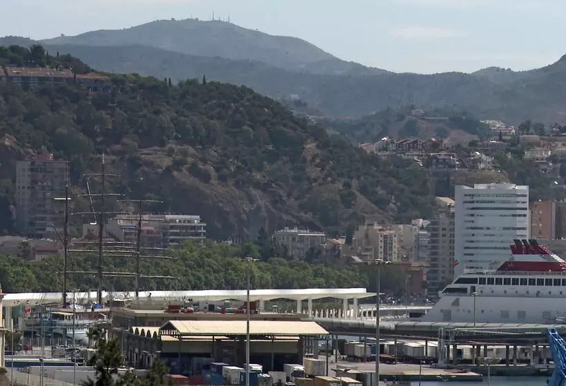 Fotos del hotel Ilunion Málaga:  5