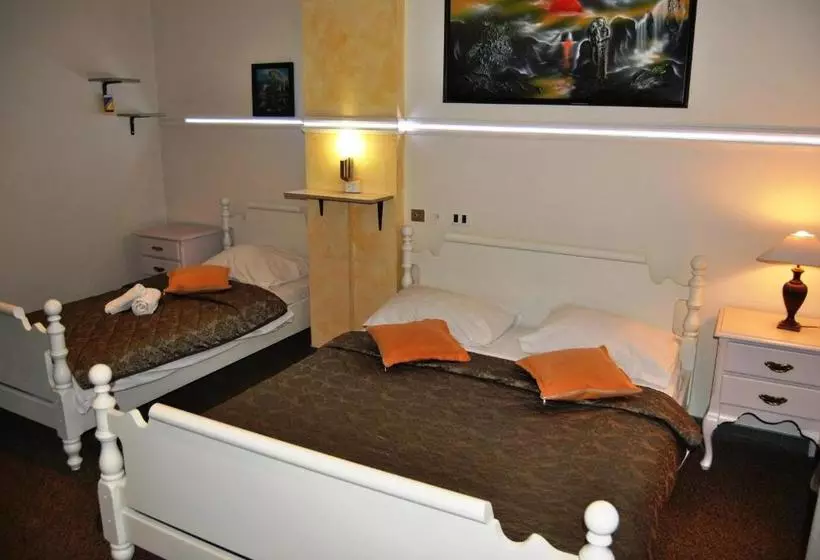 Fotos del hotel Italia:  8