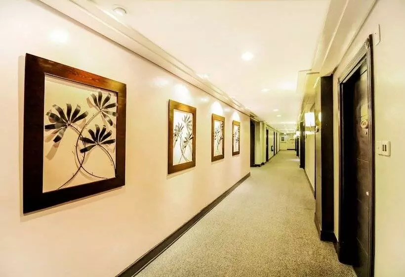 Fotos del hotel Makati Palace:  11