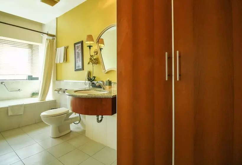 Fotos del hotel Makati Palace:  16