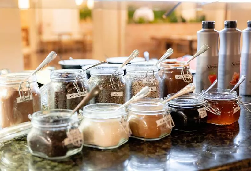 Fotos del hotel Natali Affiliated by Fergus:  79