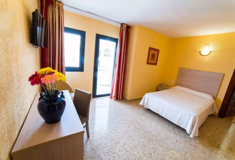 Fotos del hotel Natali Affiliated by Fergus:  5