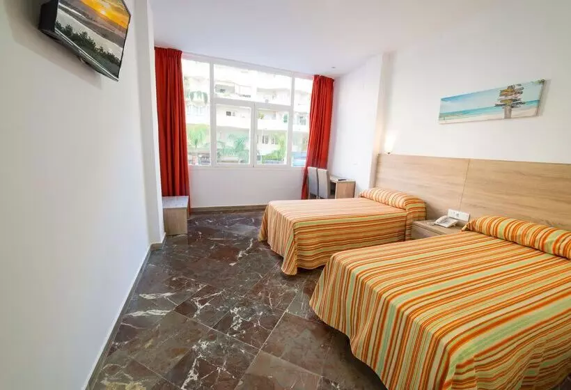 Fotos del hotel Natali Affiliated by Fergus:  7