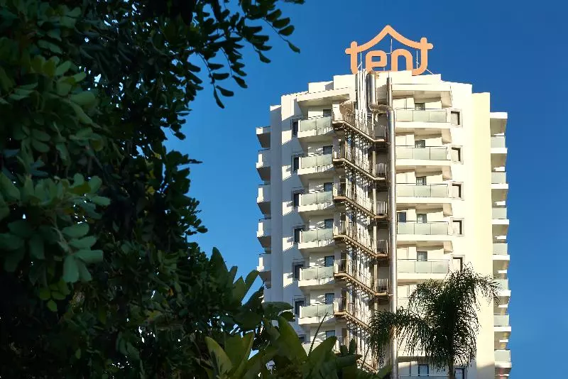 Fotos del hotel Natali Affiliated by Fergus:  3