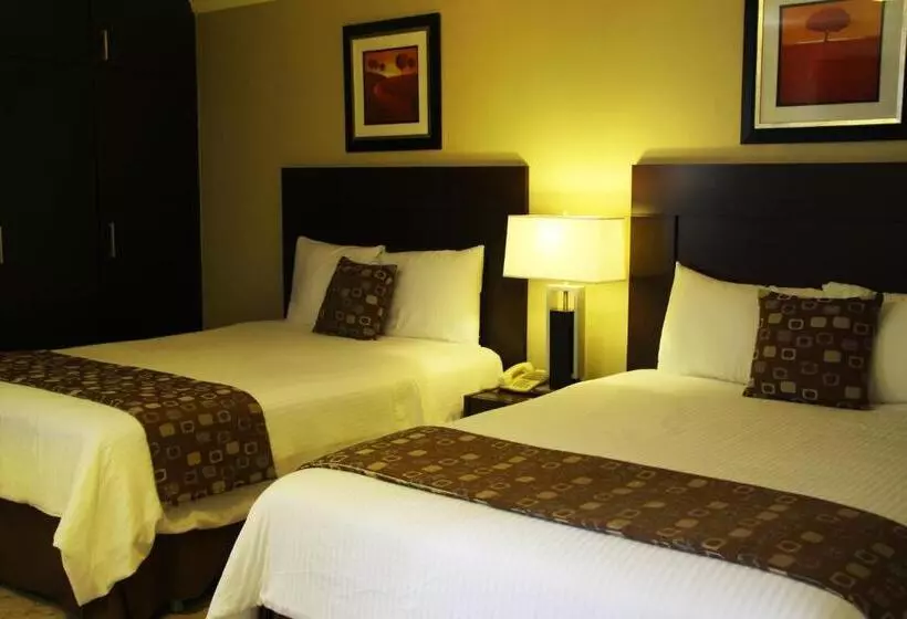 Fotos del hotel Aparthotel Sevilla Suites:  9