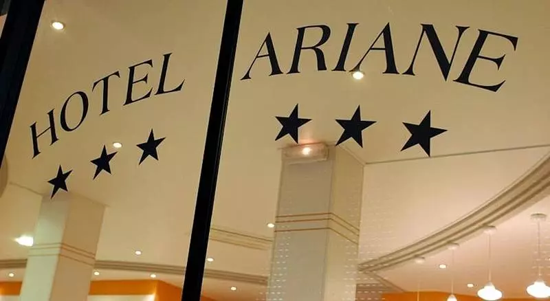 Fotos del hotel Hôtel Ariane:  6