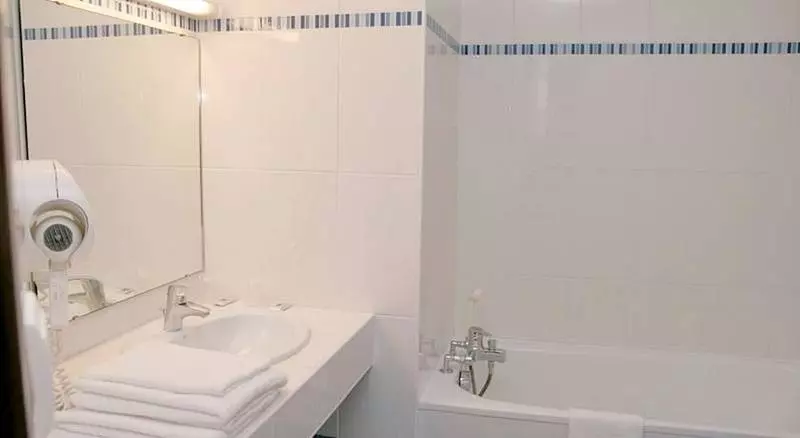 Fotos del hotel Hôtel Ariane:  9