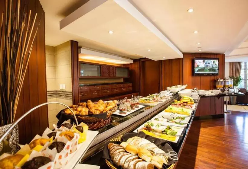 Fotos del hotel City Lodge  Pinelands:  19