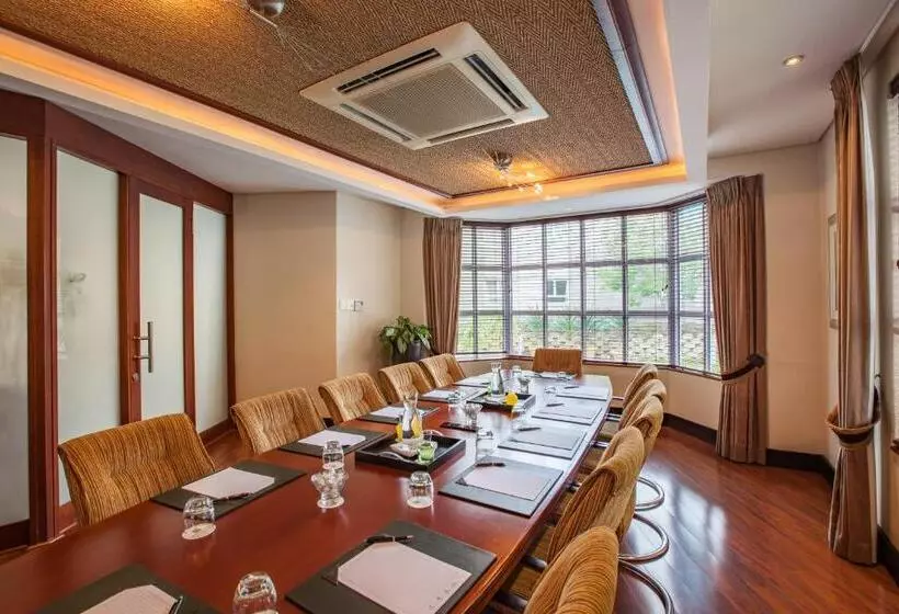 Fotos del hotel City Lodge  Pinelands:  6